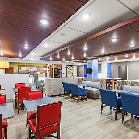 Holiday Inn Express Hotel & Suites Dallas Lewisville By Ihg Buitenkant foto