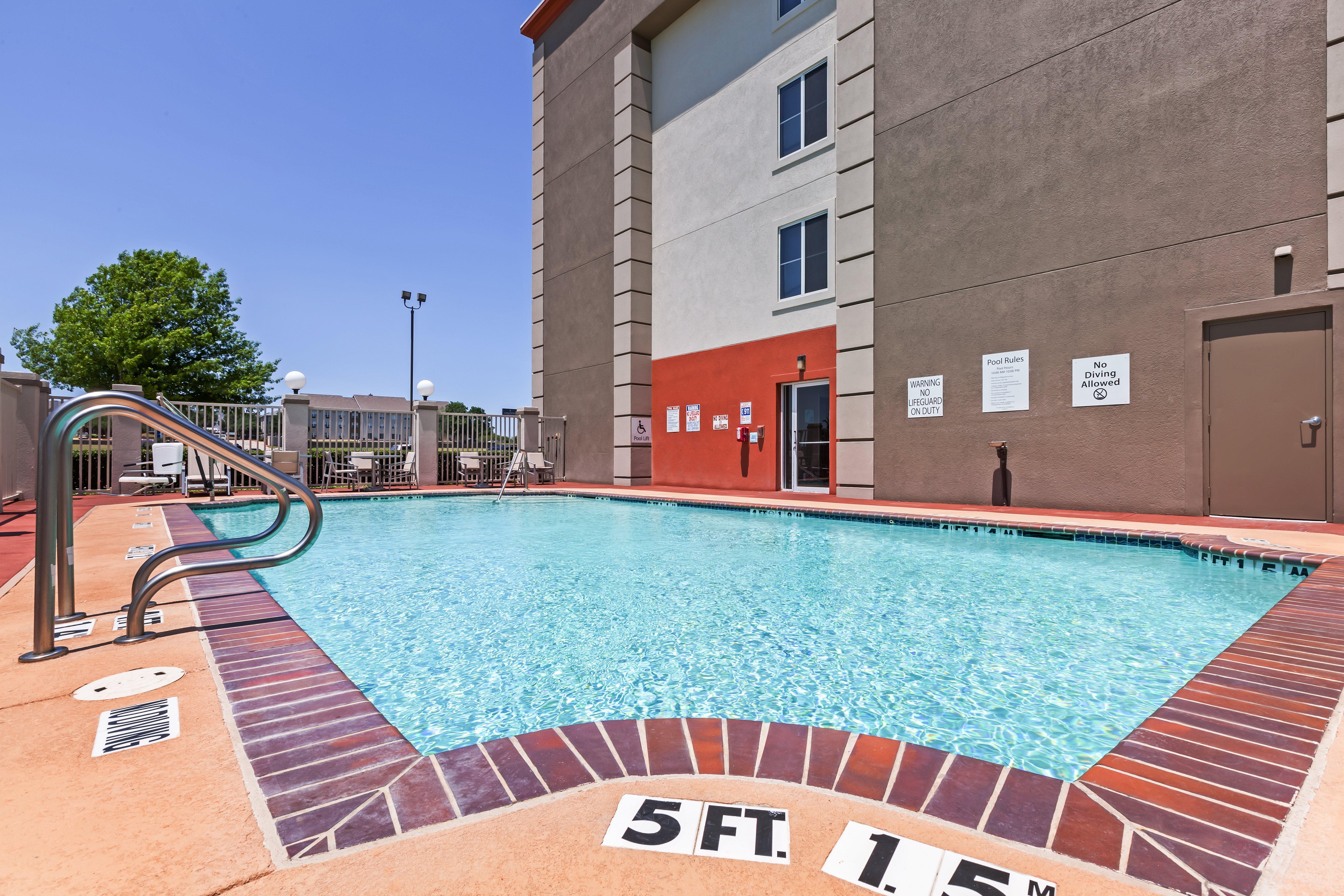 Holiday Inn Express Hotel & Suites Dallas Lewisville By Ihg Buitenkant foto