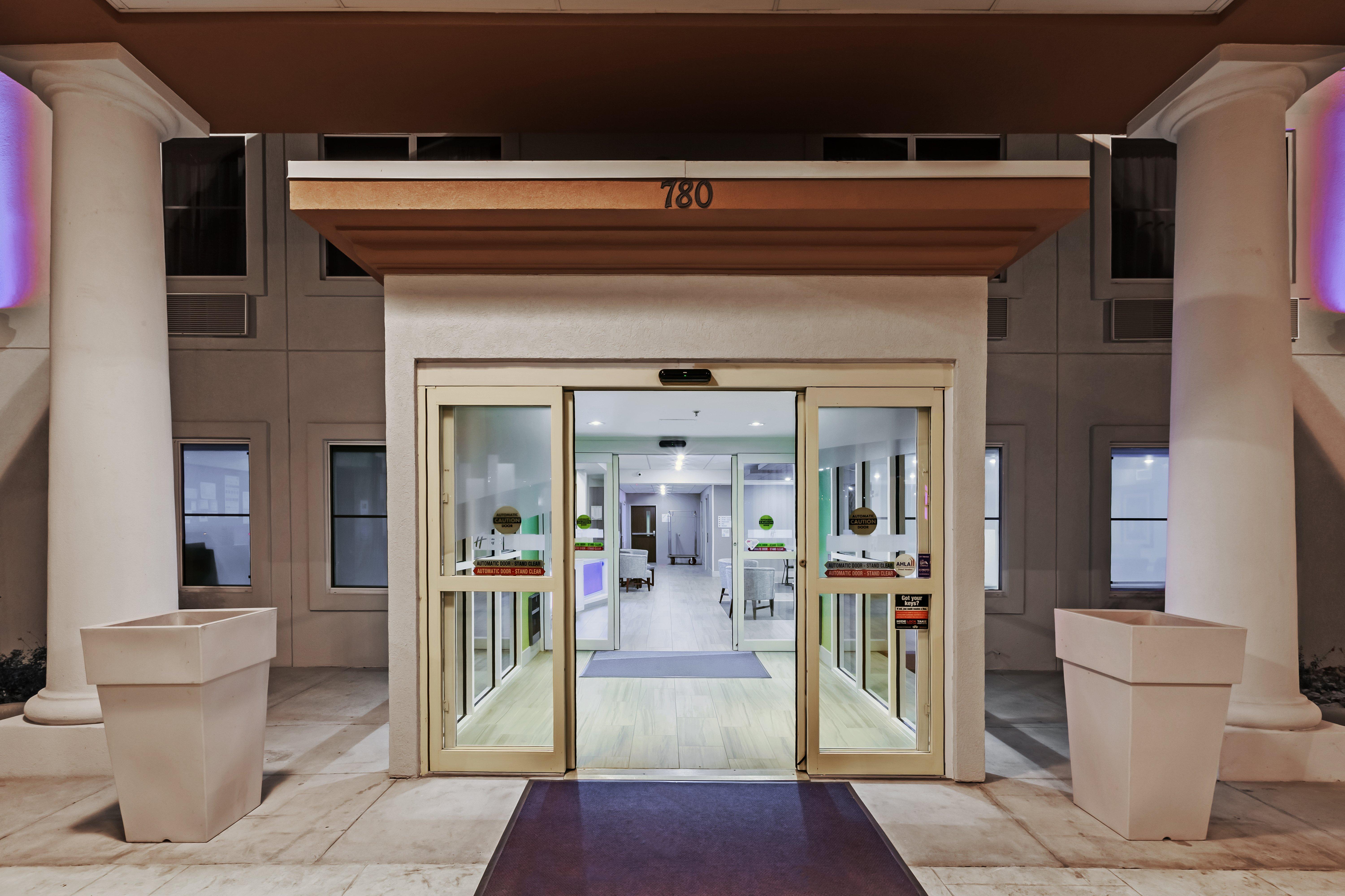 Holiday Inn Express Hotel & Suites Dallas Lewisville By Ihg Buitenkant foto